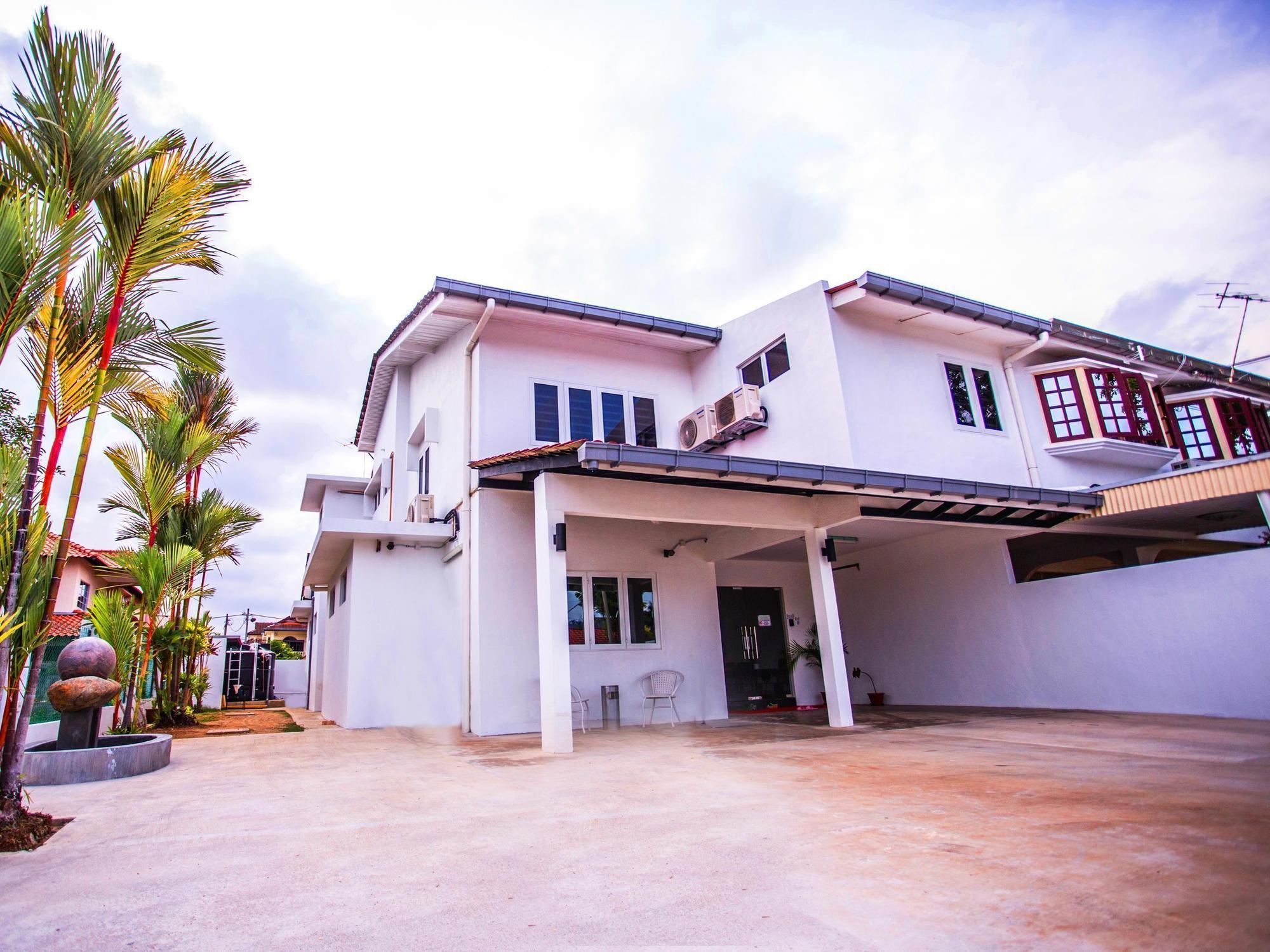 Kb50 Guesthouse Kuantan Exterior foto